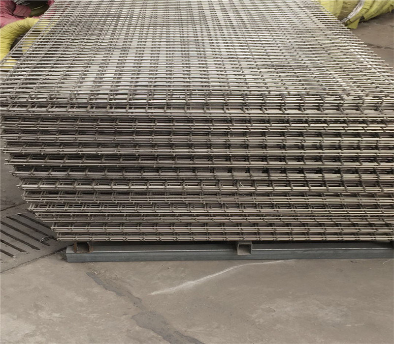 2X2cm Welded Wire Mesh Panels , L6M Mesh Fencing Panels