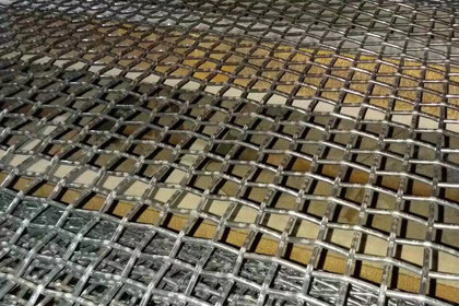 5cm Hole Size Iron Black Woven Wire Mesh Hot Dipped Galvanized